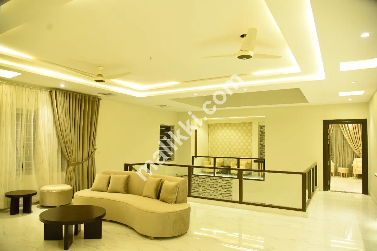 1 کنال فرنشڈ ہاؤس برائے فروخت سیکٹر A, DHA-V اسلام آباد۔