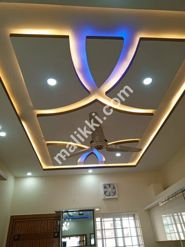 عثمان بلاک 7 مرلہ نیا ڈیزائنر مکان برائے فروخت