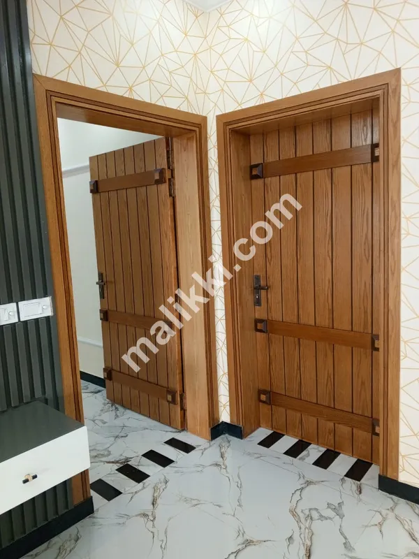 عثمان بلاک 7 مرلہ نیا ڈیزائنر مکان برائے فروخت