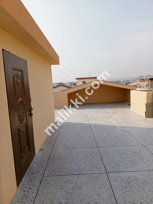 عثمان بلاک 7 مرلہ نیا ڈیزائنر مکان برائے فروخت