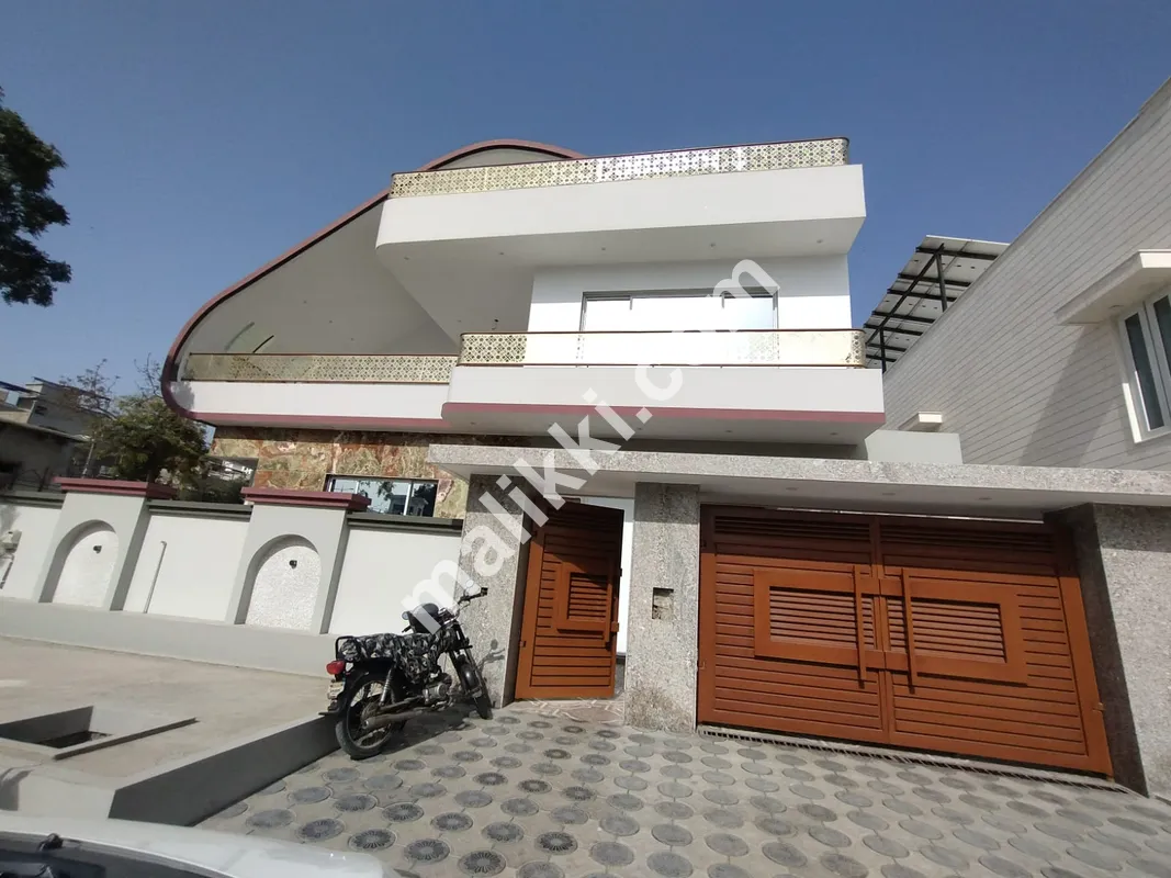 500 sq. yds Main Villa in Navy Housing Scheme Karsaz, Phase 1-0