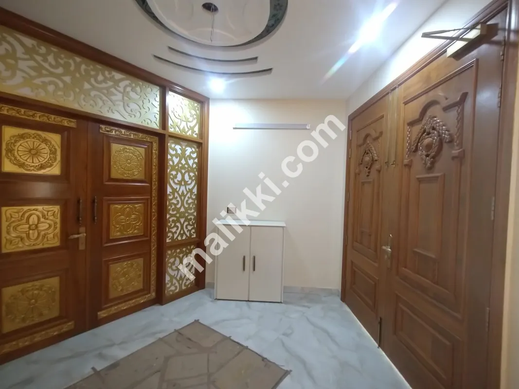 500 sq. yds Main Villa in Navy Housing Scheme Karsaz, Phase 1