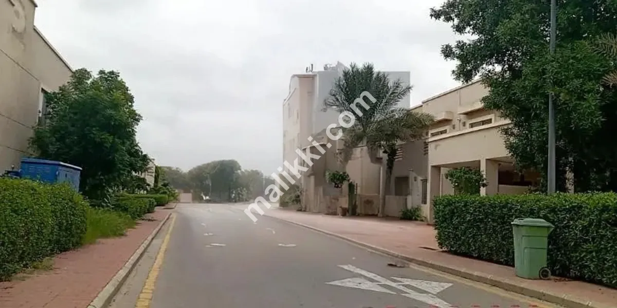 3 Bedrooms Luxurious Villa For Rent, Near Main Entrance Of Bahria Town