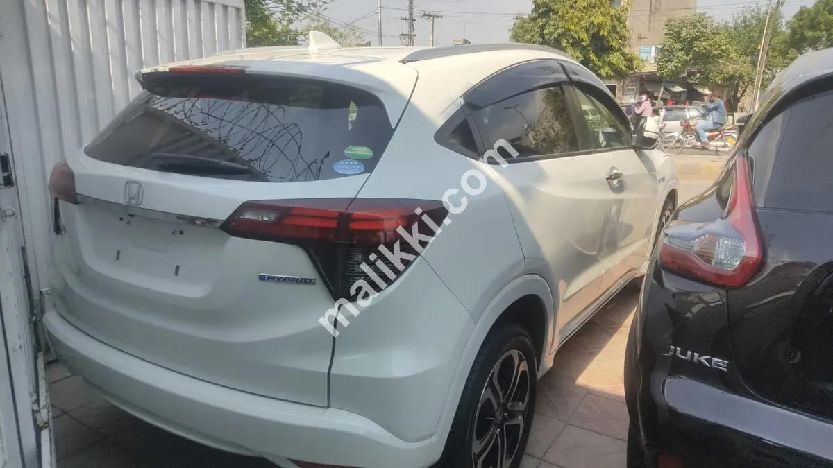 HONDA VEZEL 2018/24 AVAILABLE FOR SALE