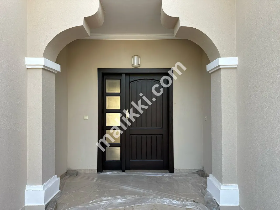 Emaar Canyon Views 25 Mrala Villa Available For Sale