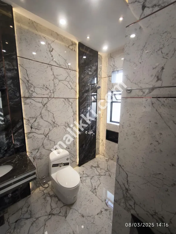 10-Marla Modern Elevation House for Sale..!!