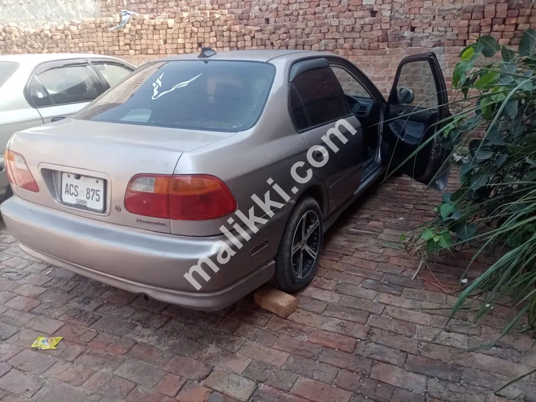 Honda Civic 2000 Model Available For Sale