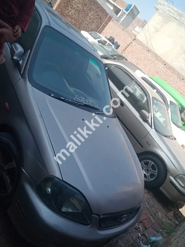 Honda Civic 2000 Model Available For Sale