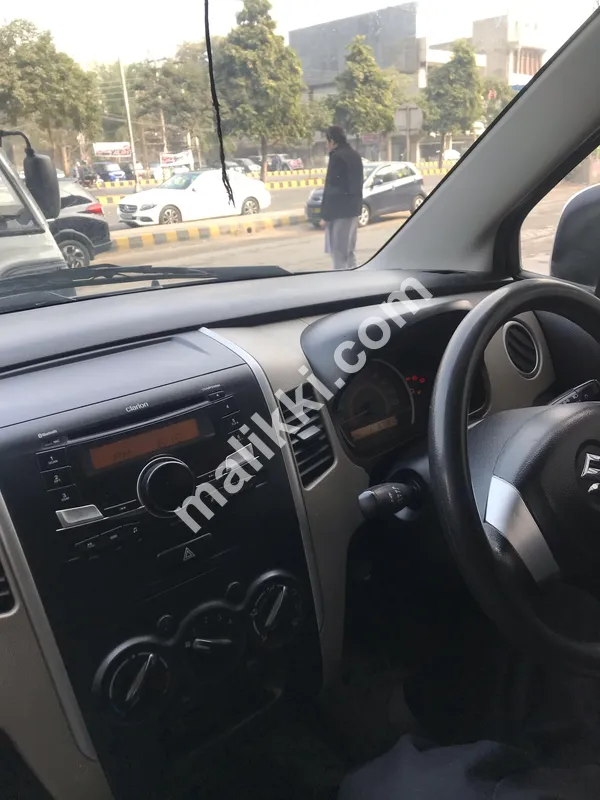 SUZUKI WAGON R 2022 MODEL AVAILABLE FOR SALE