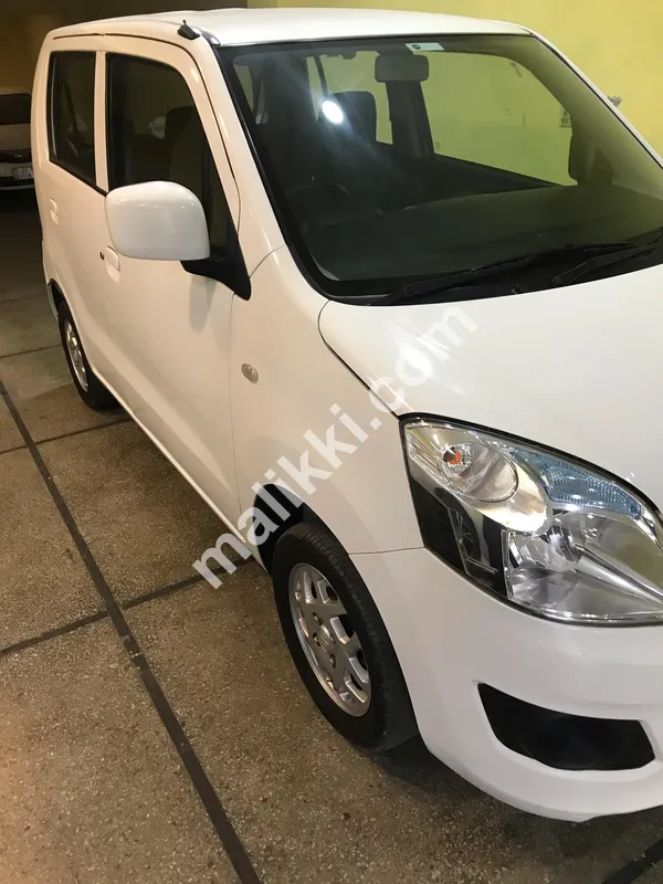 SUZUKI WAGON R 2022 MODEL AVAILABLE FOR SALE