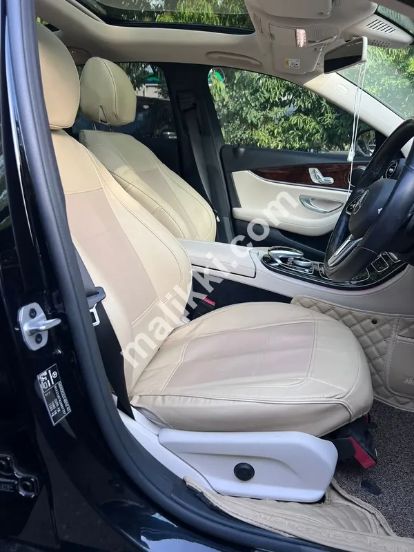 Mercedes Benz | E180 | 2021