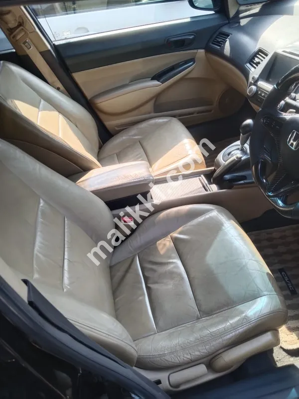 Honda Civic 1.8 i-VTEC