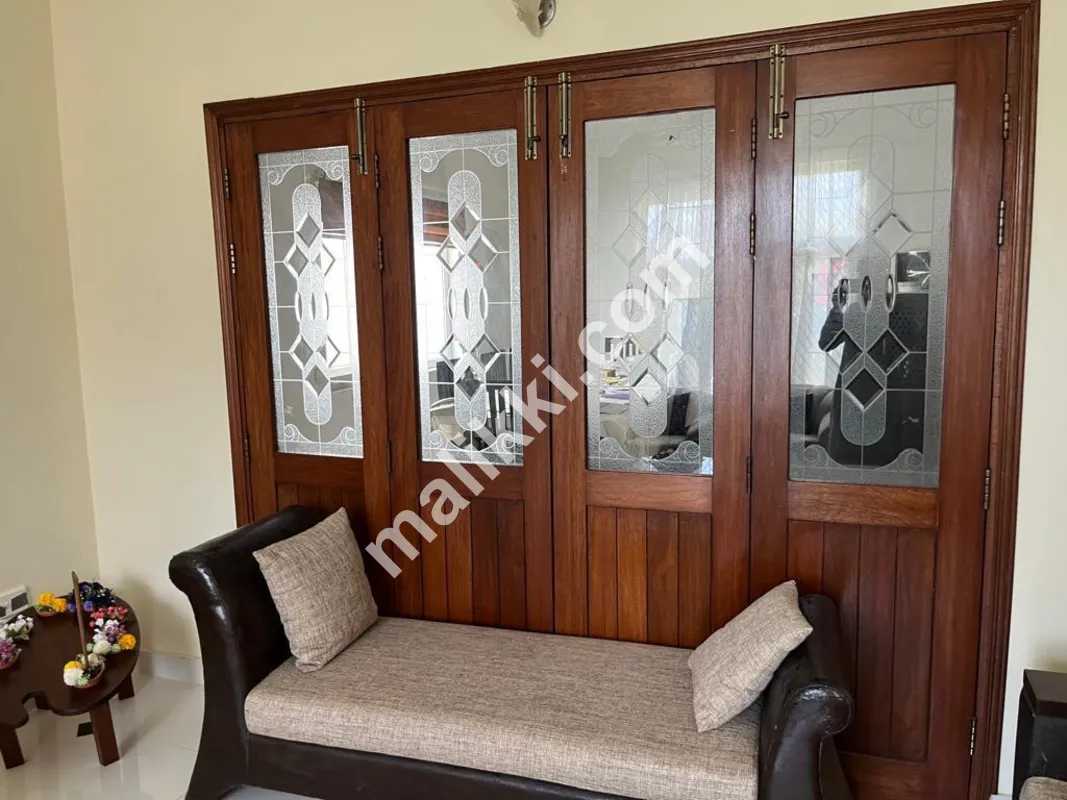 500 yards Bangalow Available For Sale