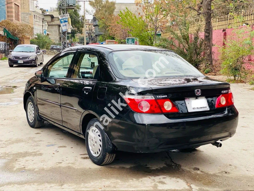 2006 model Honda City