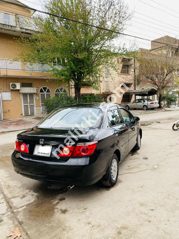 2006 model Honda City