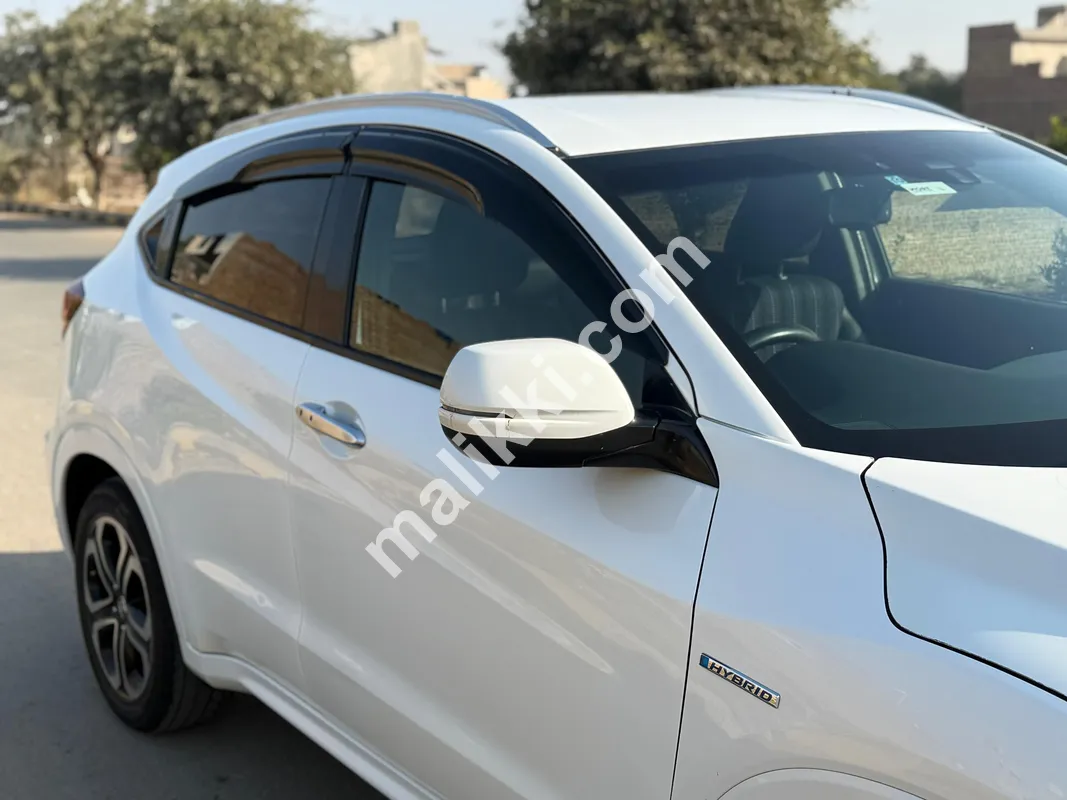 Honda Vezel Hybrid Z 
