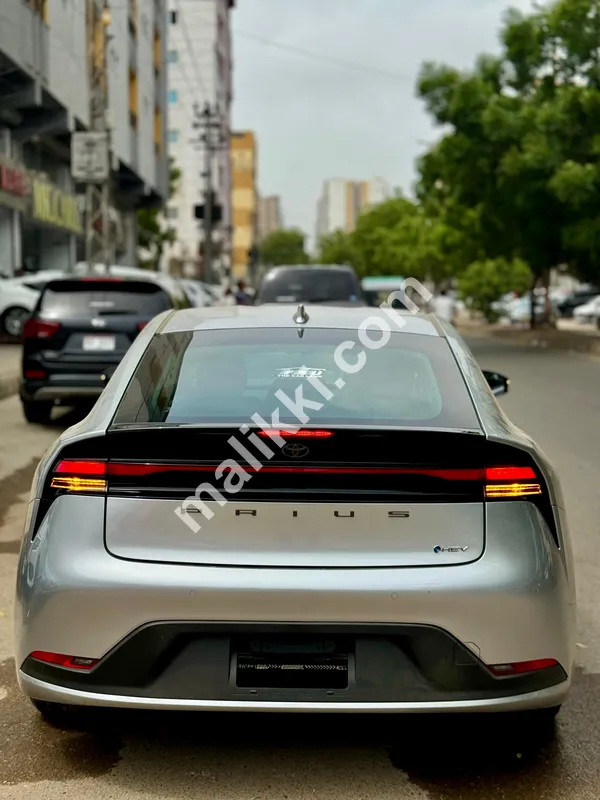  TOYOTA PRIUS 1.8 X HYRBID 2024 Model Available For Sale