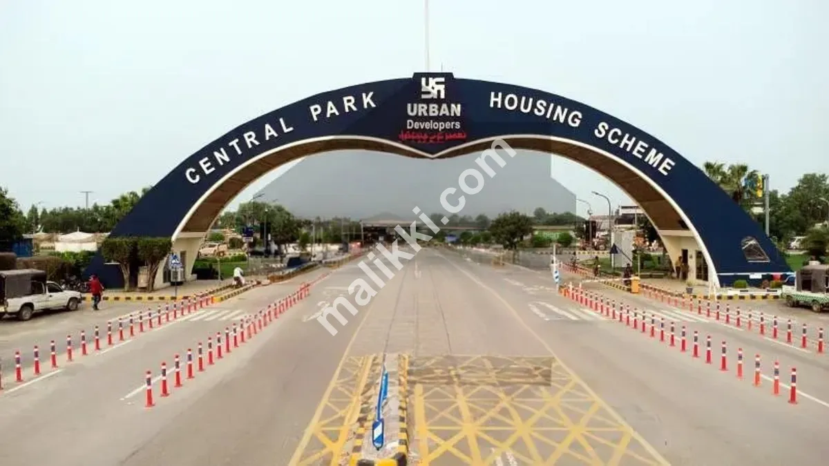 5 MARLA PLOT AVAILABLE FOR SALE ON INVESTOR RATE NEAR PARK & MOSQUE-0