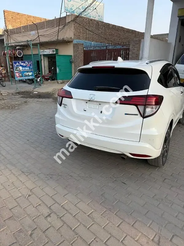 Honda Vezel 2015