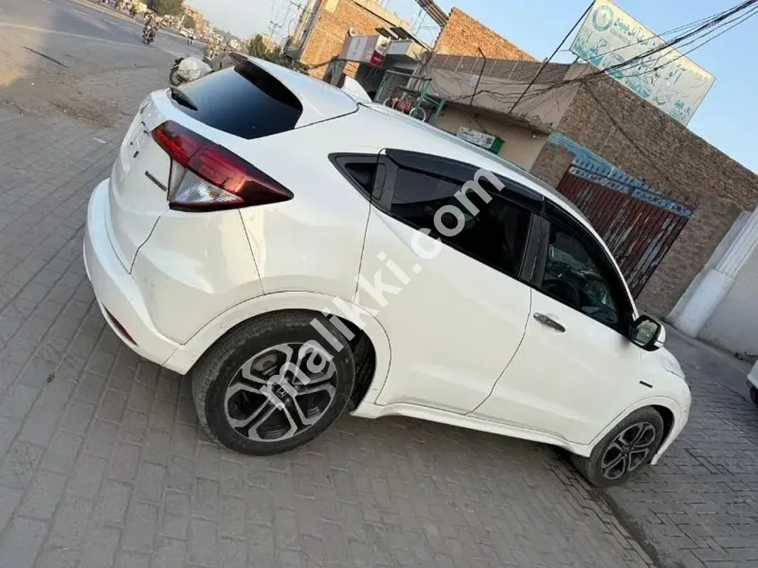 Honda Vezel 2015