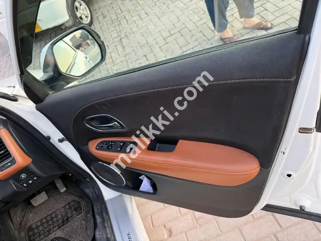 Honda Vezel 2015