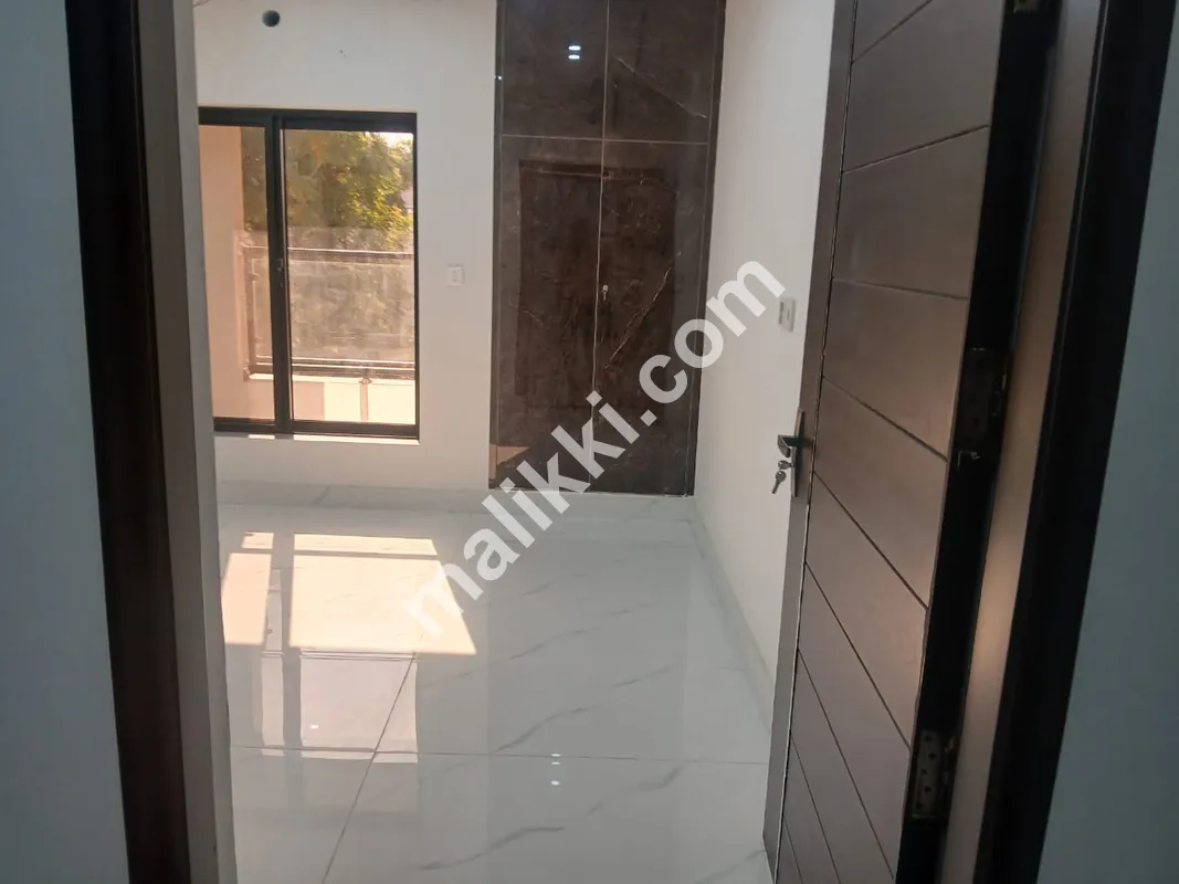 4.5 مرلہ مکان برائے فروخت