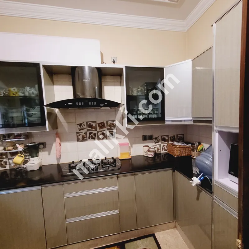 10 Marla House For Sale In Bahria Town Phase-6