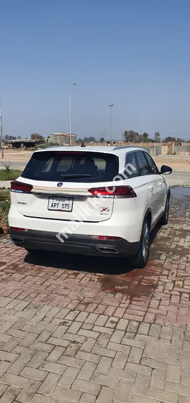 Changan OSHAN, 7 seater.  2022 Model Available For Sale