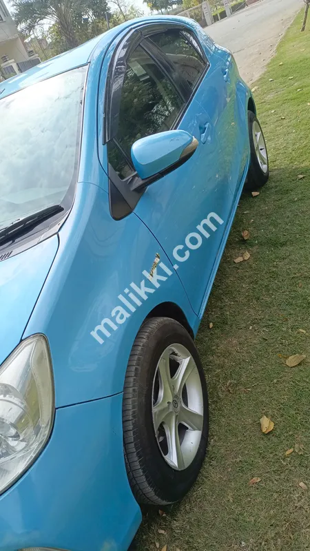 ٹویوٹا ایکوا 2014 ماڈل برائے فروخت