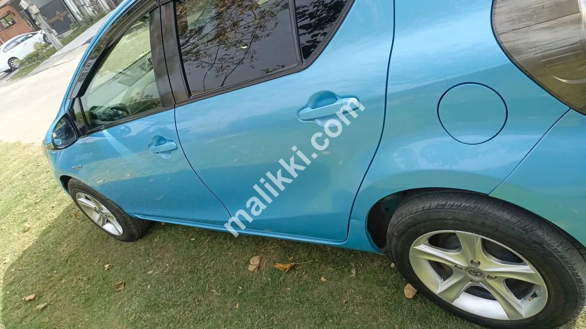 ٹویوٹا ایکوا 2014 ماڈل برائے فروخت