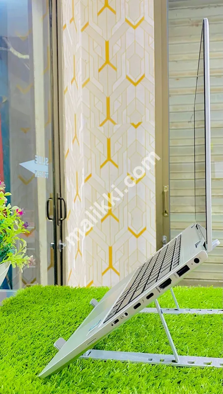 HP x360 830 g6