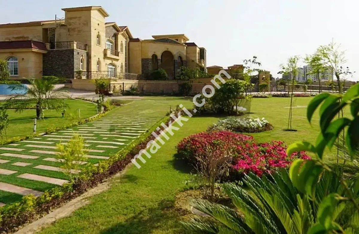 4 KANAL PLOT FOR SALE IN BLOCK C