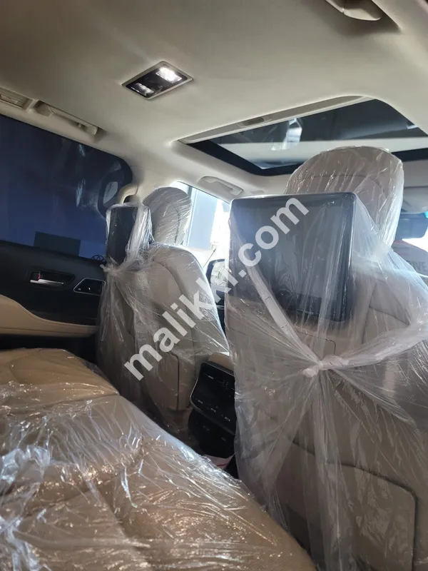 Toyota Land Cruise LC300 ZX