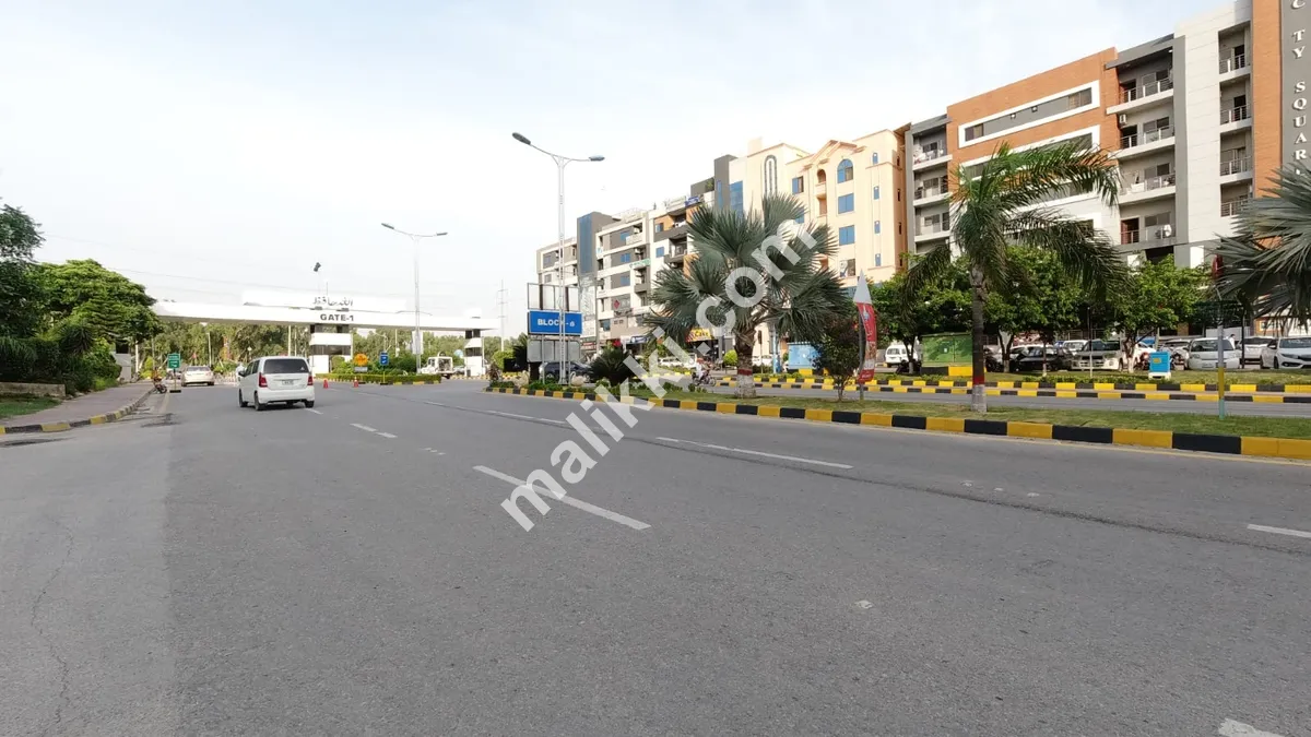  Plot #961 for sale in E block