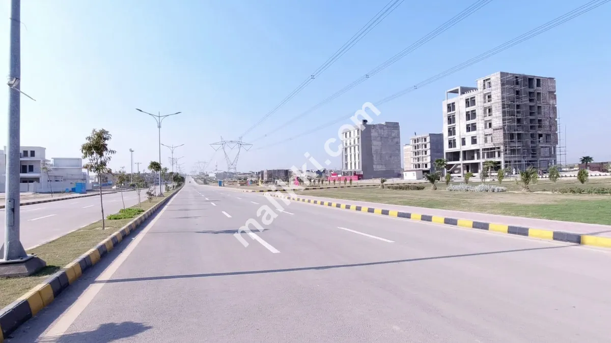  Plot #961 for sale in E block