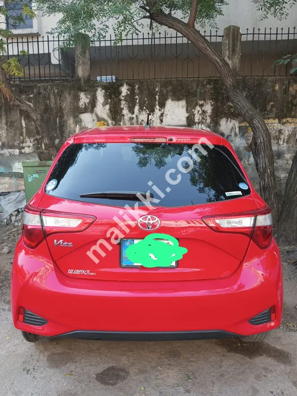 Toyota vitz model 2017 import and registration 2021