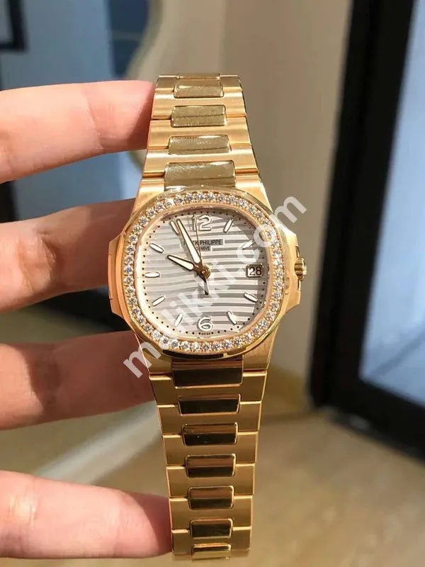 ہم کرٹئیر ٹینک سینٹوس اومیگا رولیکس چوپارڈ نئی استعمال شدہ ونٹیج پری ملکیت والی گھڑیاں خریدتے ہیں 