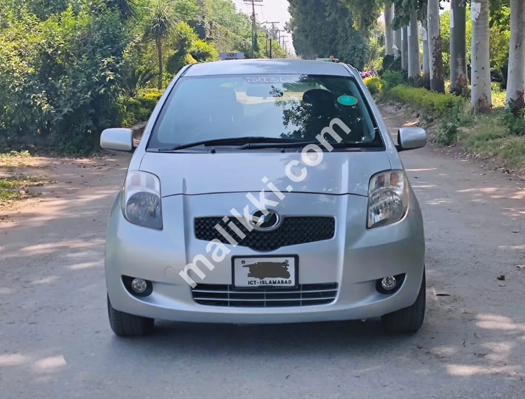  Model: Vitz fl 1.0  - Model year: 2007  Available For Sale