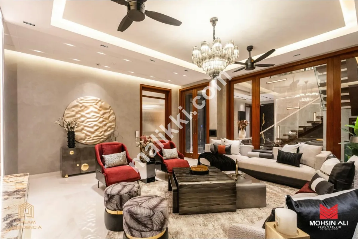 1 KANAL OWNER BUILD SOLID CONSTRUCTION BUNGALOW FOR SALE