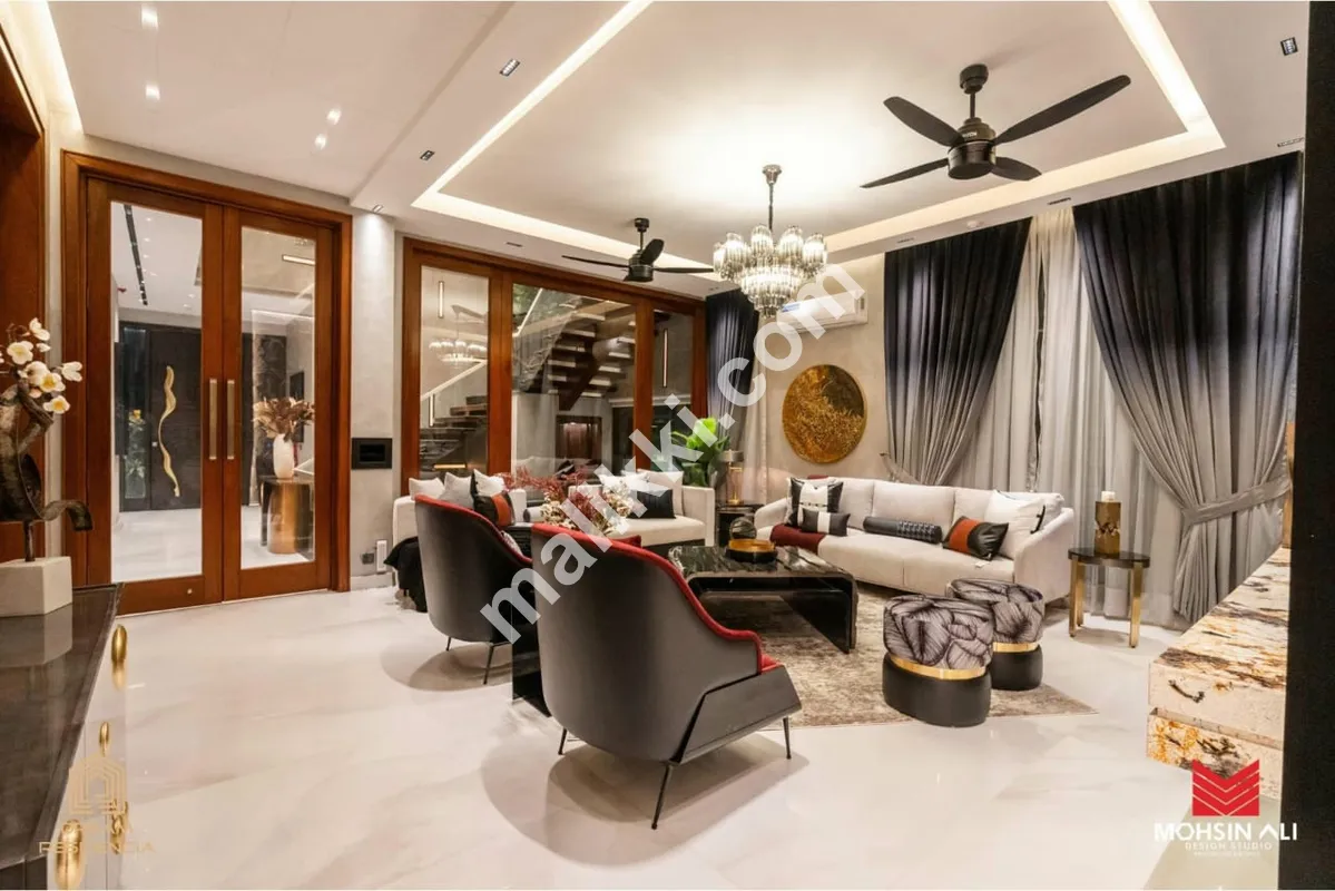 1 KANAL OWNER BUILD SOLID CONSTRUCTION BUNGALOW FOR SALE