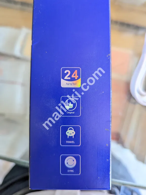 AWA- 6 USB Charger