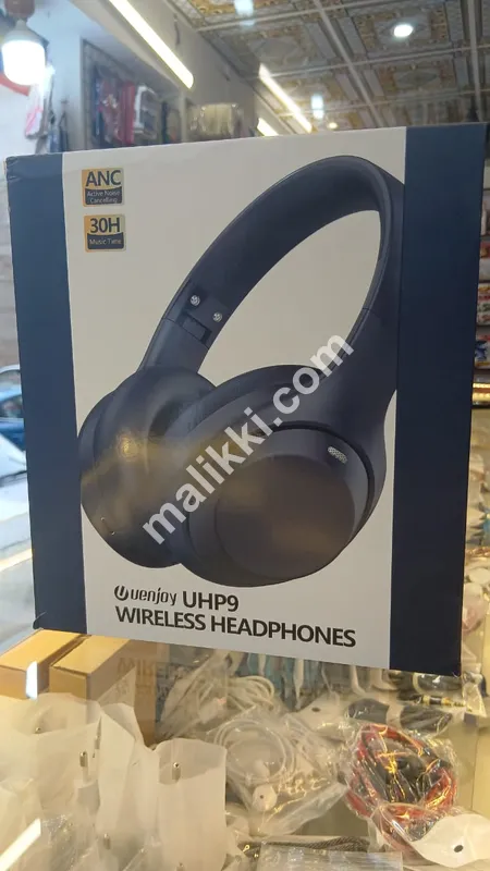 wireless headphones BHP 9 Available For Sale