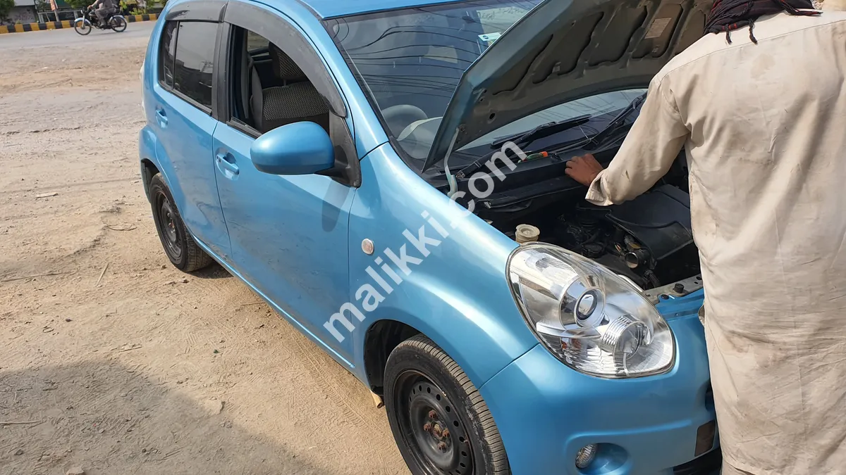 toyota passo Model 2012 for sale 