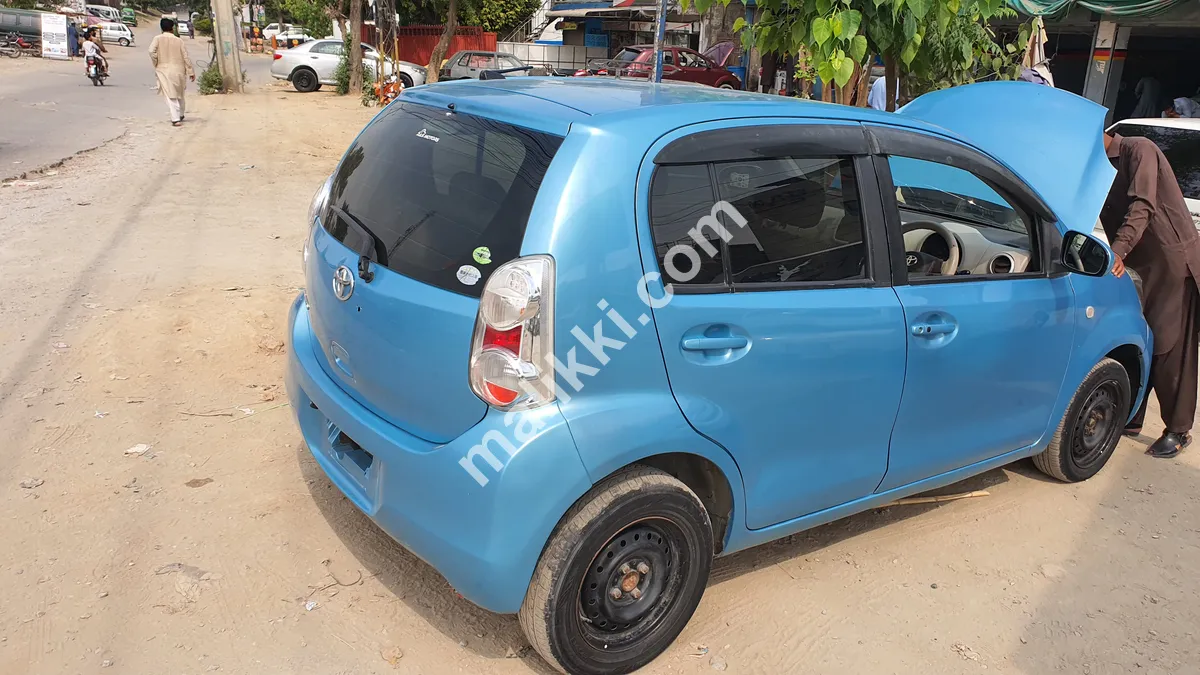 toyota passo Model 2012 for sale 
