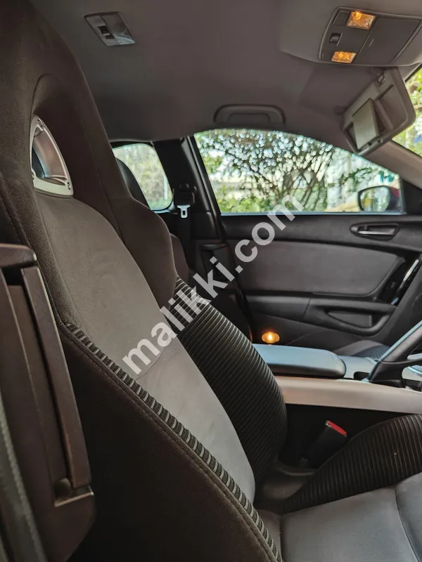 Pakistan Cleanest Car  2006 Mazda Rx8 Japan Spec
