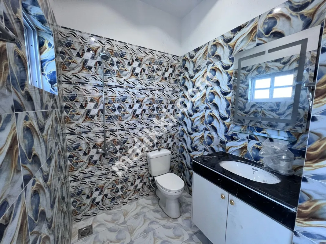 بحریہ انکلیو سیکٹر این میں 5 مرلہ مکان برائے فروخت