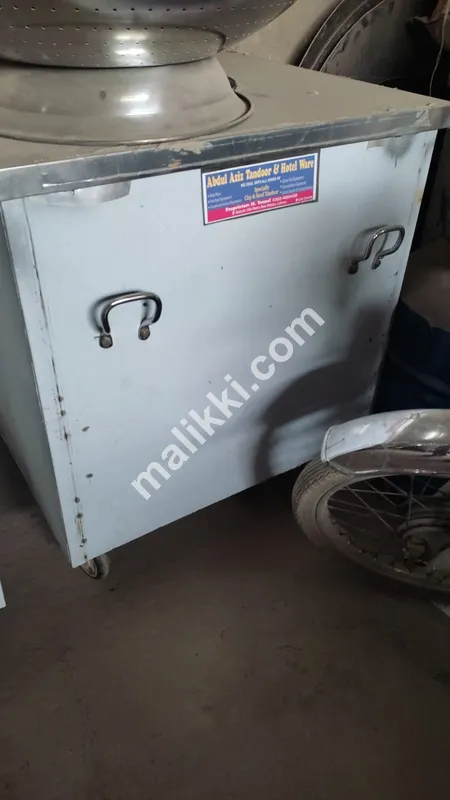 Commercial Tandoor Avaialble in different Sizes and Different Quality