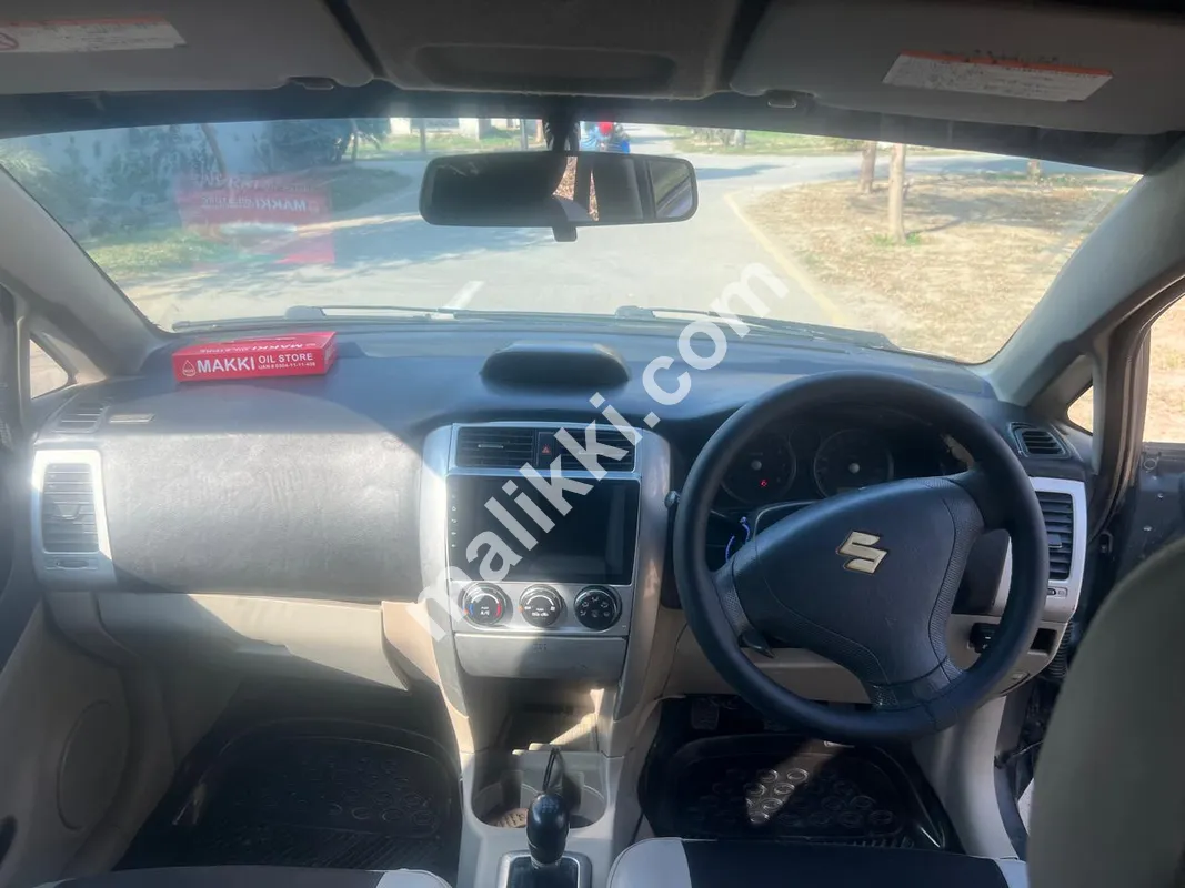 سوزوکی لیانا 2006 