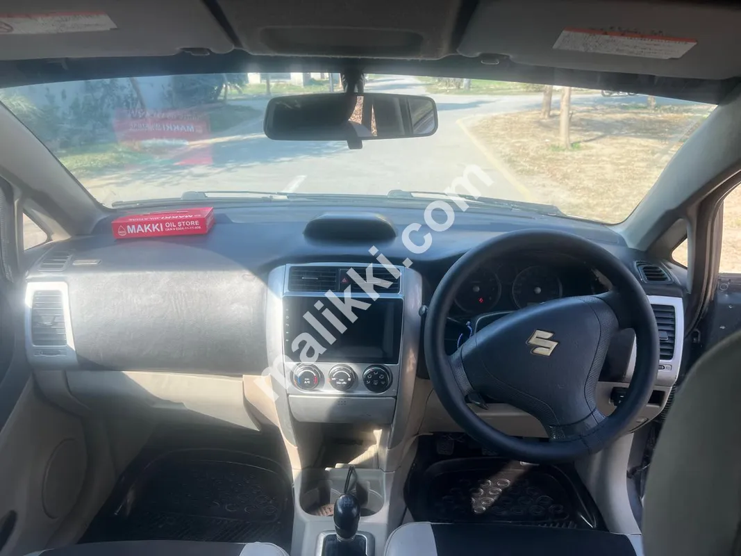 سوزوکی لیانا 2006 