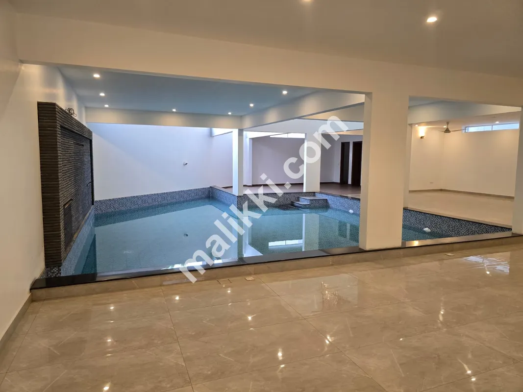 1000 گز کا بالکل نیا بنگلہ برائے فروخت 